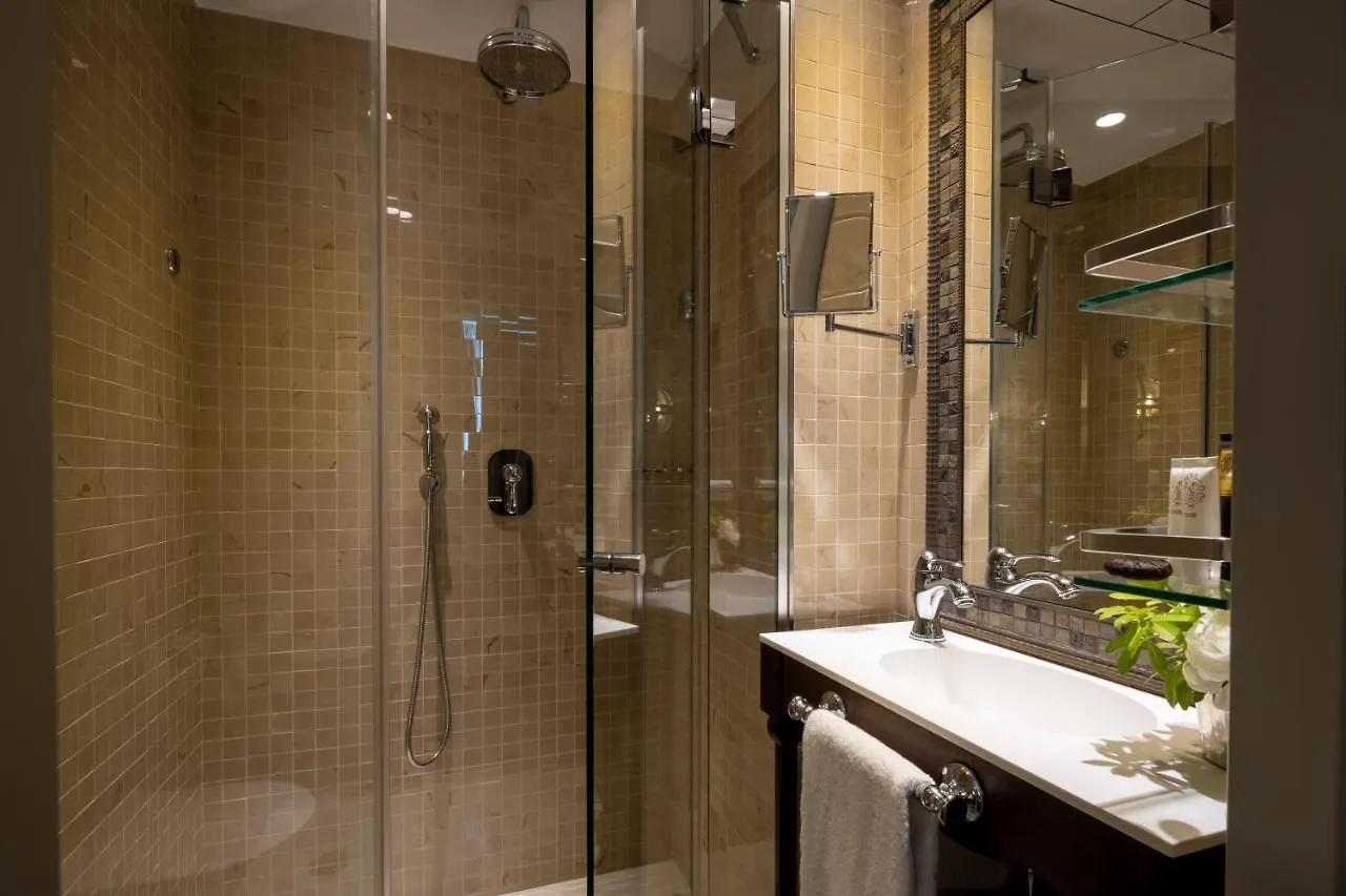 Hotel Vinci Due & Spa París